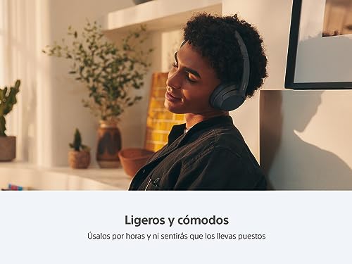 Sony WH-CH720 Noise Canceling Wireless Bluetooth Headphones - Built-in Microphone - up to 35 Hours Battery Life and Quick Charge - White - Image 4